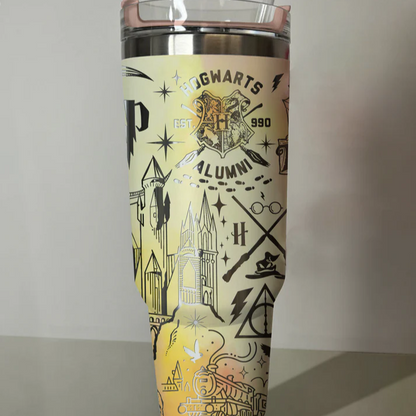 Exklusiv: Individuell gestaltbarer HP STLY Quencher-Becher 1,2 L / 40 oz  + *GRATIS-GESCHENK Set mit 5 Strohhalmabdeckungen* – LIMITIERTE AUFLAGE